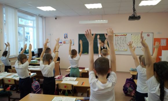 В СРЕДНЕЙ ШКОЛЕ №1 ПОВОРИНО МИНУВШАЯ УЧЕБНАЯ НЕДЕЛЯ БЫЛА ПОСВЯЩЕНА ЗДОРОВОМУ ОБРАЗУ ЖИЗНИ И ПРОФИЛАКТИКЕ ПАГУБНЫХ ПРИВЫЧЕК. В СРЕДНЕЙ ШКОЛЕ №1 ПОВОРИНО МИНУВШАЯ УЧЕБНАЯ НЕДЕЛЯ БЫЛА ПОСВЯЩЕНА ЗДОРОВОМУ ОБРАЗУ ЖИЗНИ И ПРОФИЛАКТИКЕ ПАГУБНЫХ ПРИВЫЧЕК.